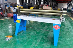 蕪湖某機(jī)械制造廠(chǎng)購(gòu)買(mǎi)偏三星卷板機(jī)